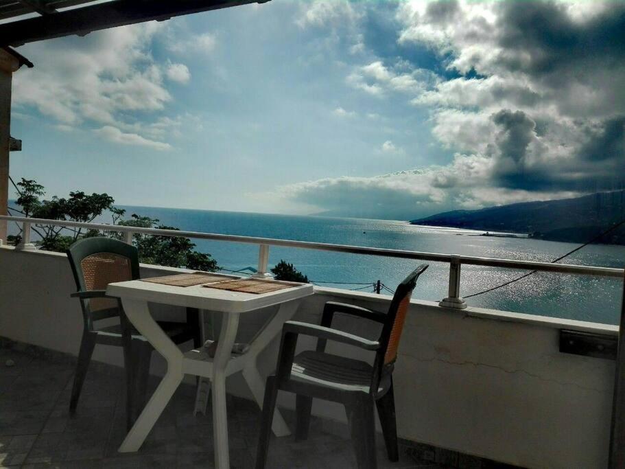 Δίχωρο Στούντιο Στον Κέντρο Του Αρμενιστή Apartment Armenistis  Exterior photo