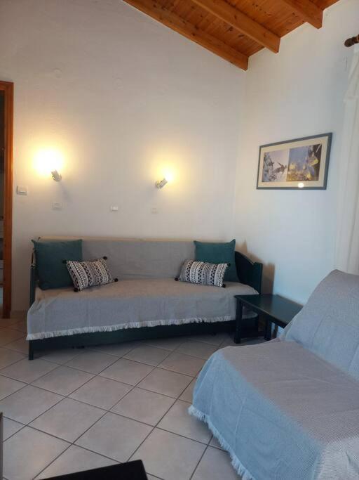 Δίχωρο Στούντιο Στον Κέντρο Του Αρμενιστή Apartment Armenistis  Exterior photo