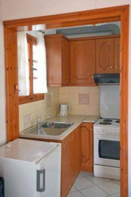 Δίχωρο Στούντιο Στον Κέντρο Του Αρμενιστή Apartment Armenistis  Exterior photo